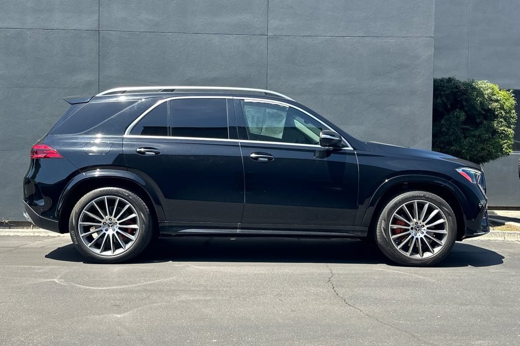 Used 2024 Mercedes-Benz GLE 350 4MATIC image 3