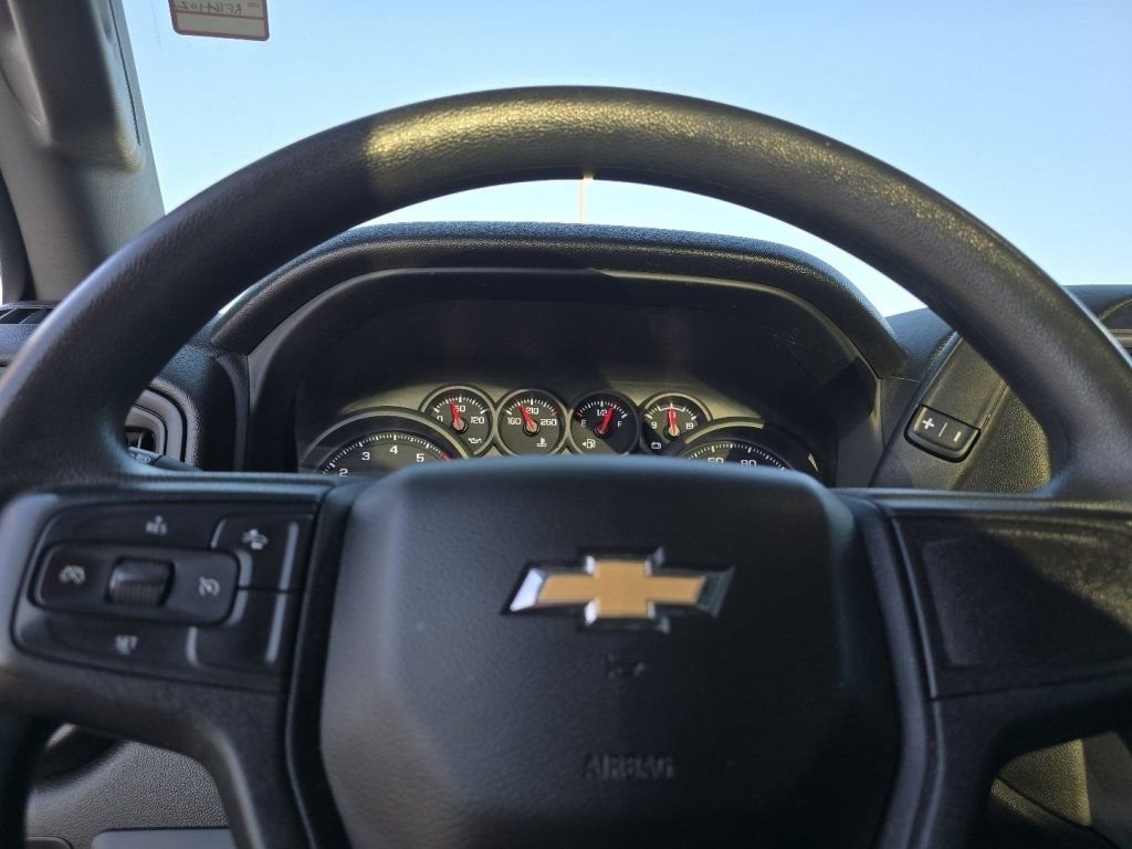 Used 2024 Chevrolet Silverado 3500 W/T AWD/4WD image 33