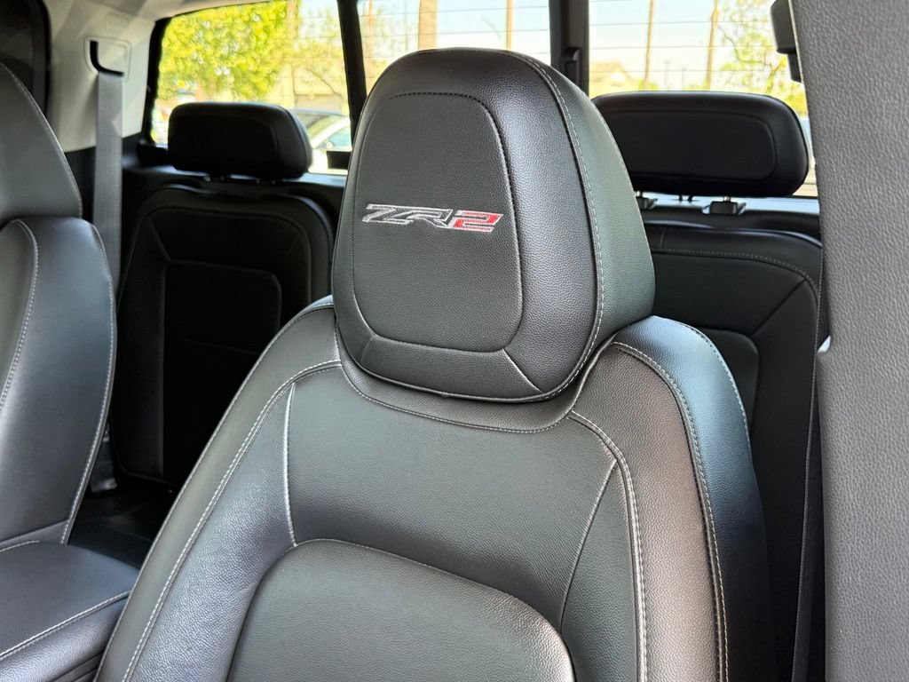 Used 2022 Chevrolet Colorado ZR2 AWD/4WD image 2