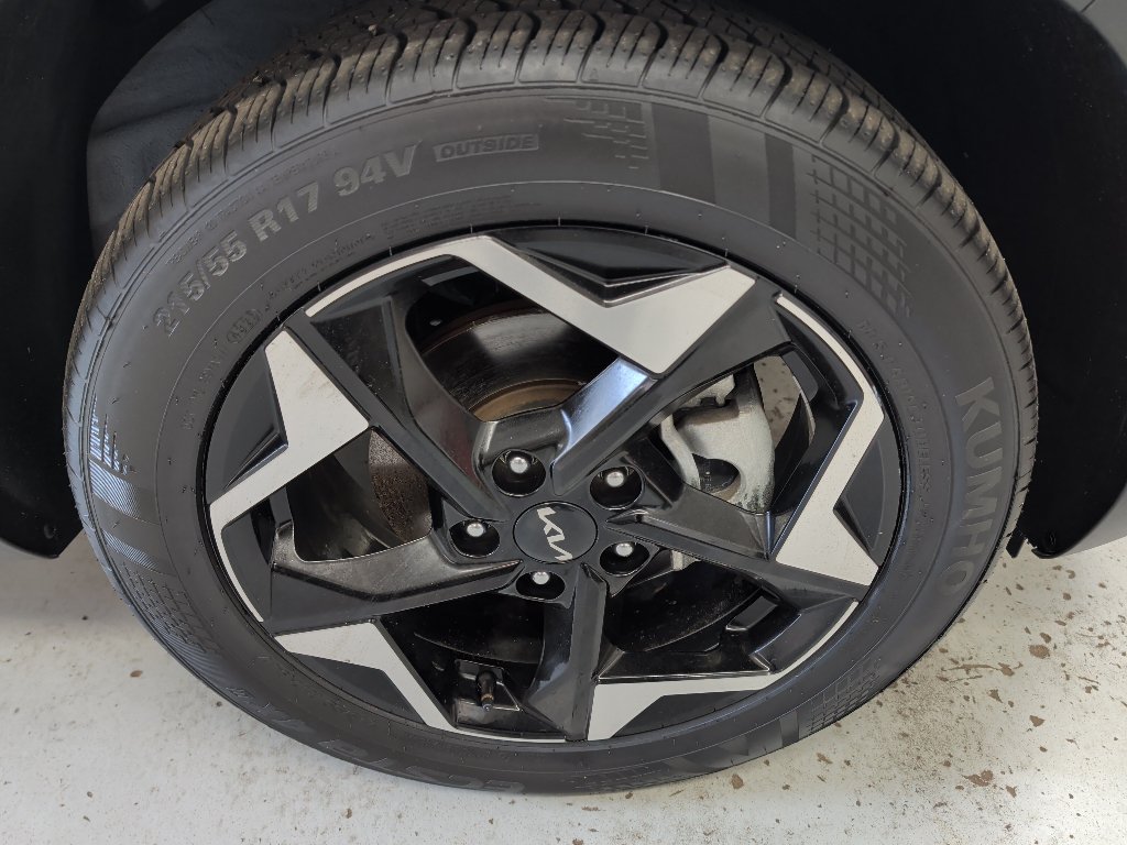 Used 2025 Kia Seltos S FWD image 4