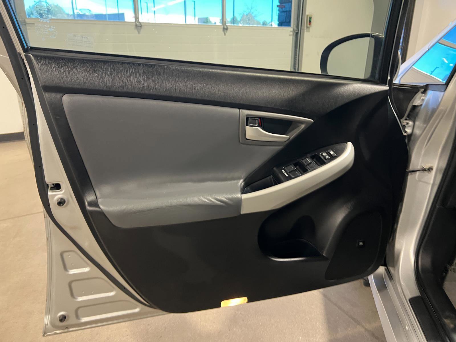 Used 2012 Toyota Prius Four FWD image 25