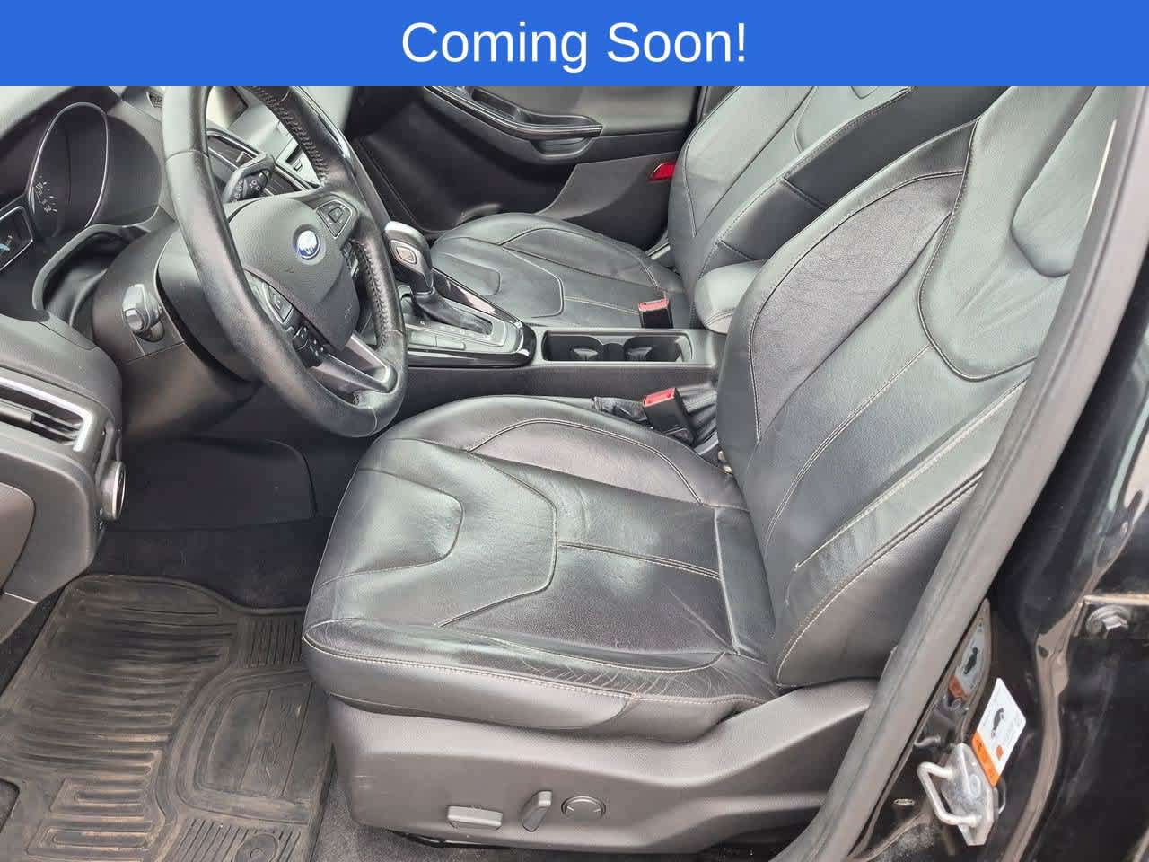 Used 2015 Ford Focus Titanium w/ Titanium Technology Package FWD image 16