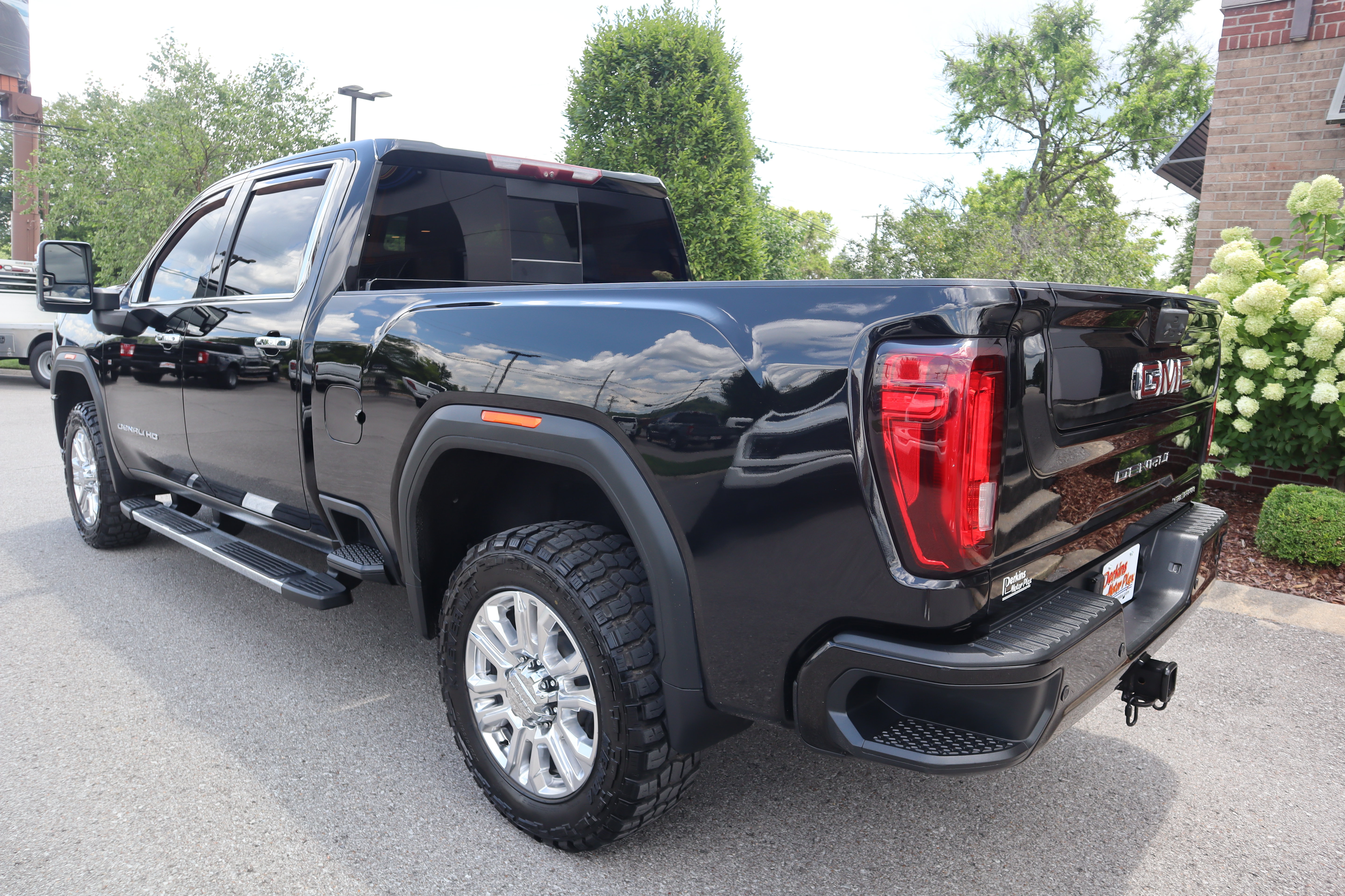 Used 2021 GMC Sierra 2500 Denali w/ Denali Ultimate Package AWD/4WD image 9
