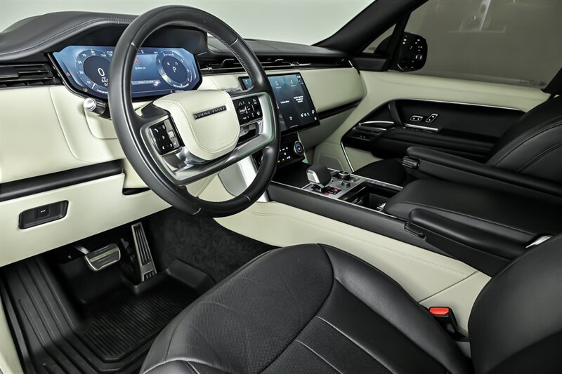 Used 2022 Land Rover Range Rover Long Wheelbase SE AWD/4WD image 16