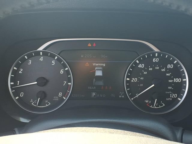 Used 2024 Nissan Frontier SL AWD/4WD image 12