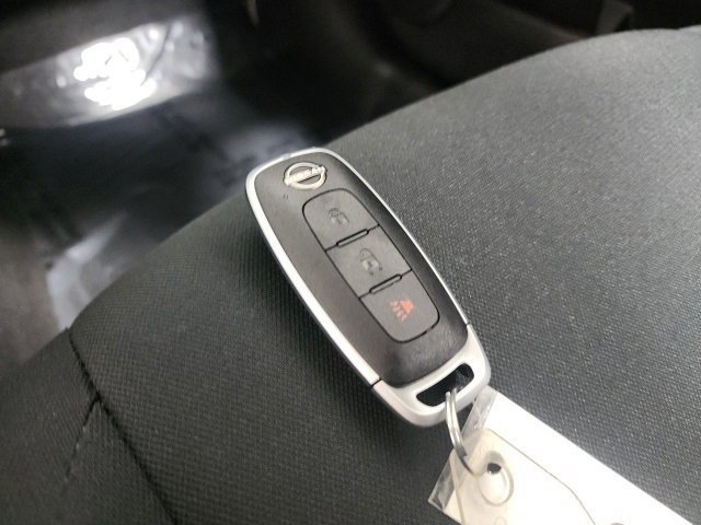 Used 2024 Nissan Kicks S image 31