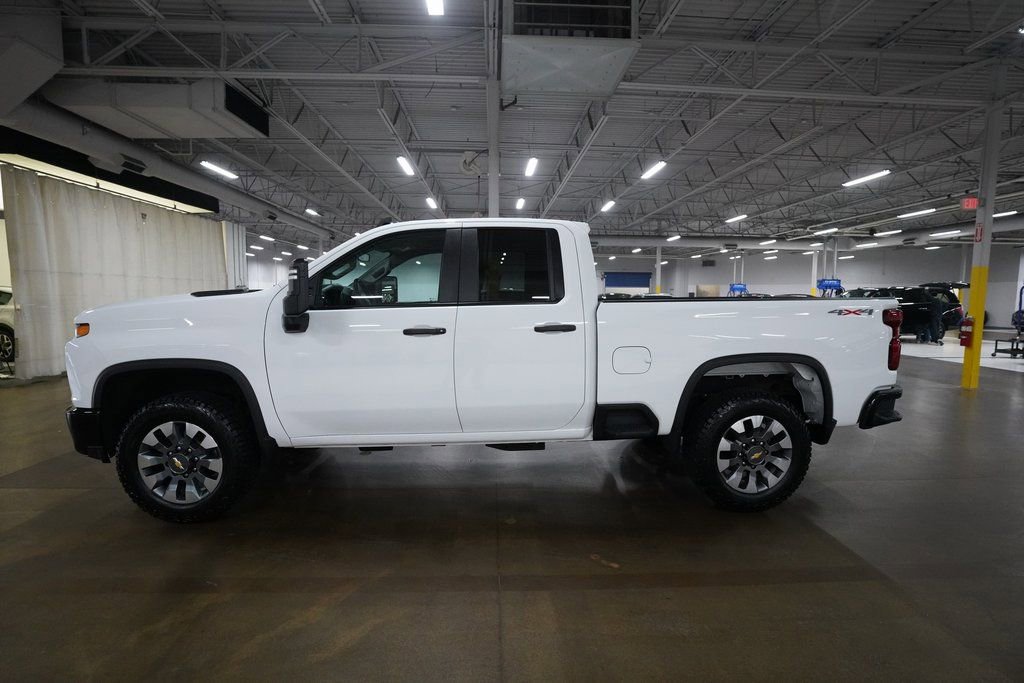 Certified 2023 Chevrolet Silverado 2500 Custom w/ Custom Value Package image 20