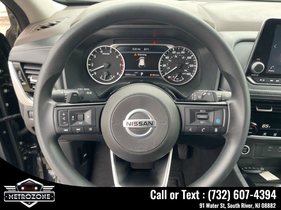 Used 2021 Nissan Rogue SV image 19