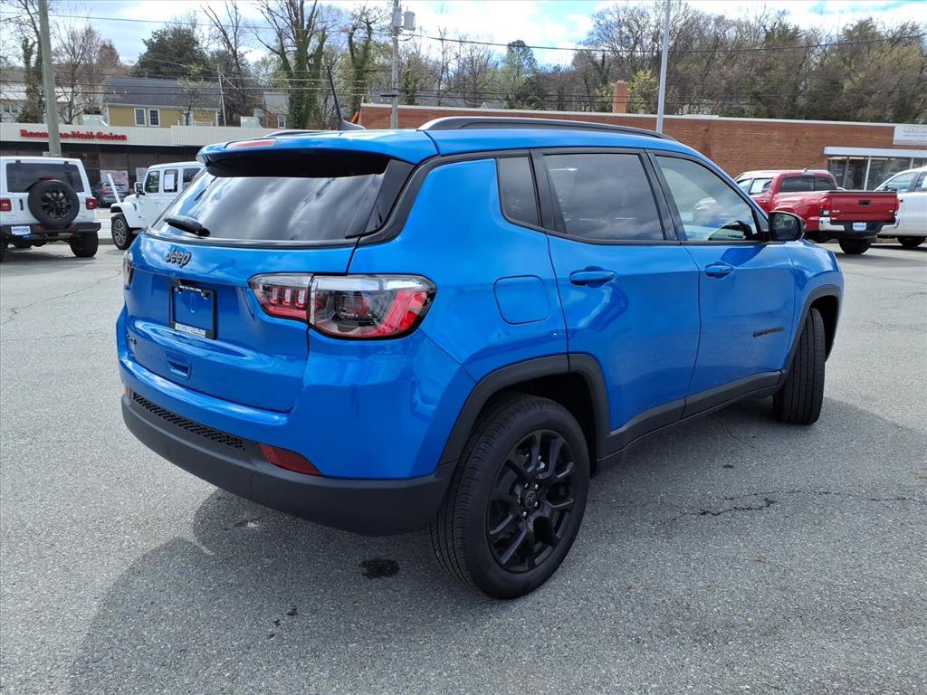 New 2026 Jeep Compass Latitude image 4