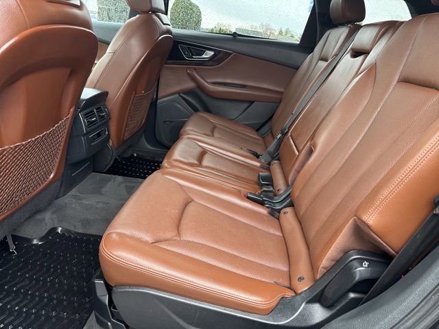 Used 2017 Audi Q7 3.0T Premium Plus w/ Premium Plus Package image 23