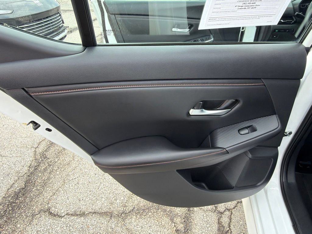 Used 2023 Nissan Sentra SR w/ SR Premium Package FWD image 13