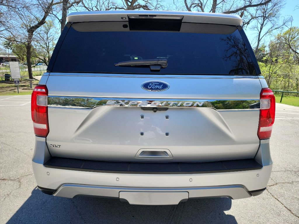 Used 2019 Ford Expedition XLT w/ Equipment Group 202A image 9