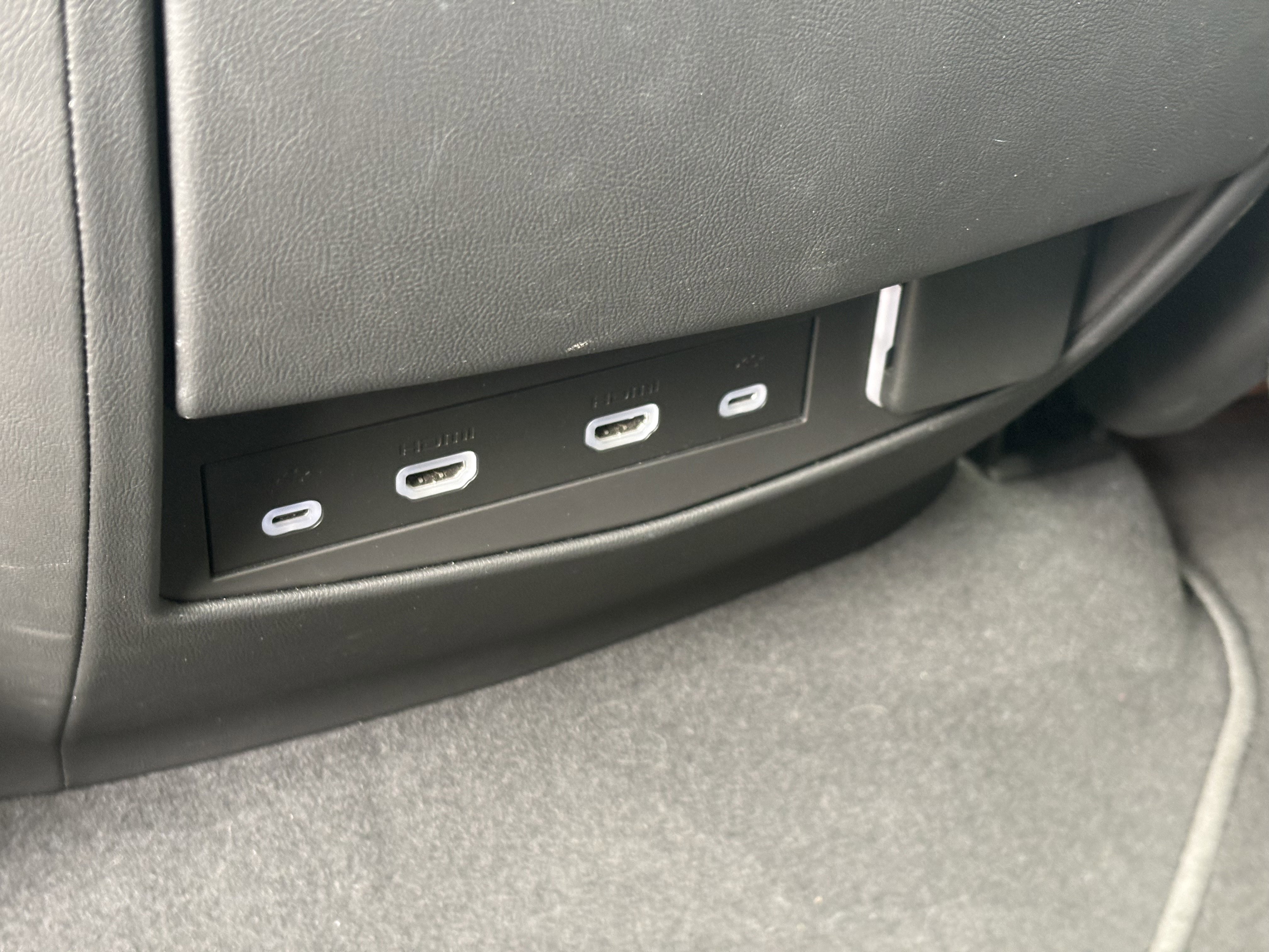 Used 2021 Cadillac Escalade Sport AWD/4WD image 17