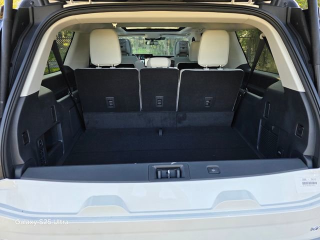 New 2026 Ford Expedition Max Platinum image 35