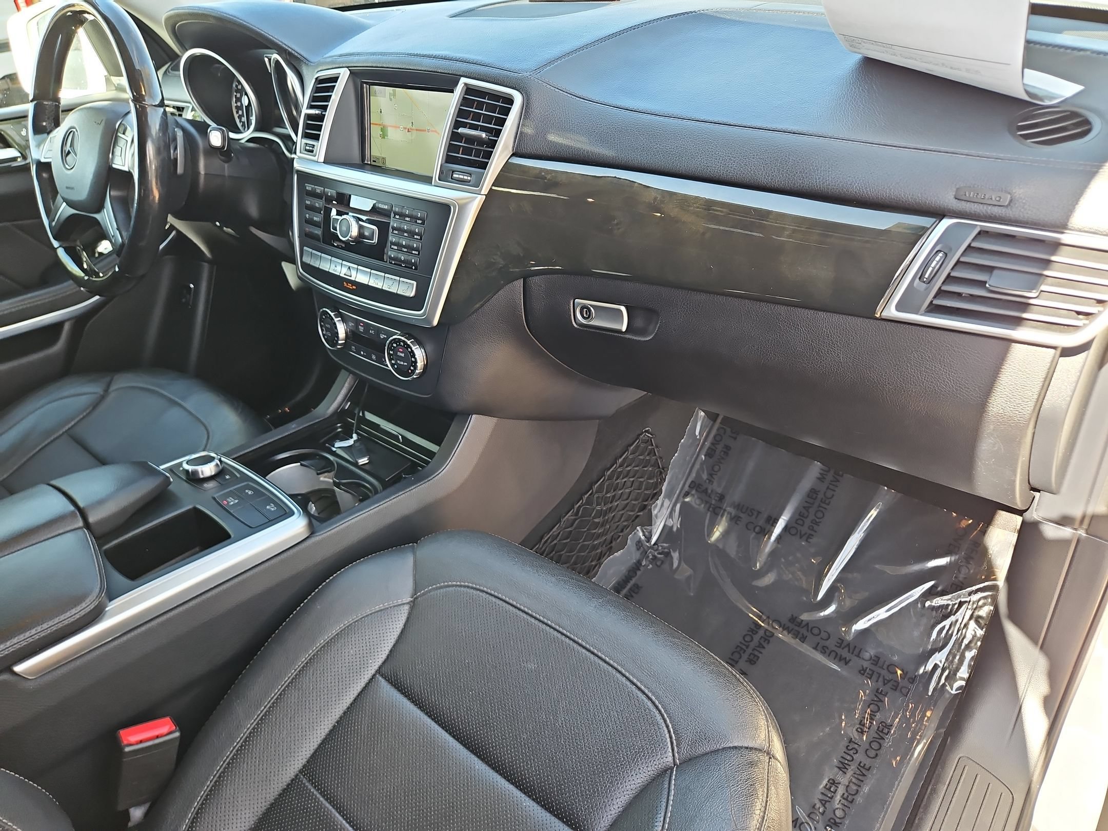 Used 2016 Mercedes-Benz GL 550 4MATIC image 28