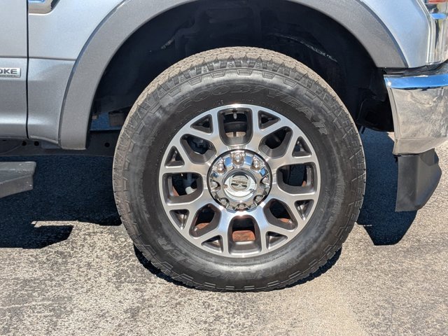 Used 2022 Ford F250 Lariat w/ Lariat Ultimate Package image 11