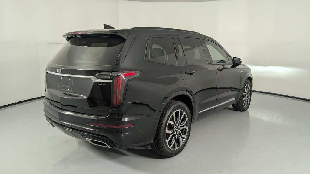 Certified 2022 Cadillac XT6 Sport w/ Technology Package image 4