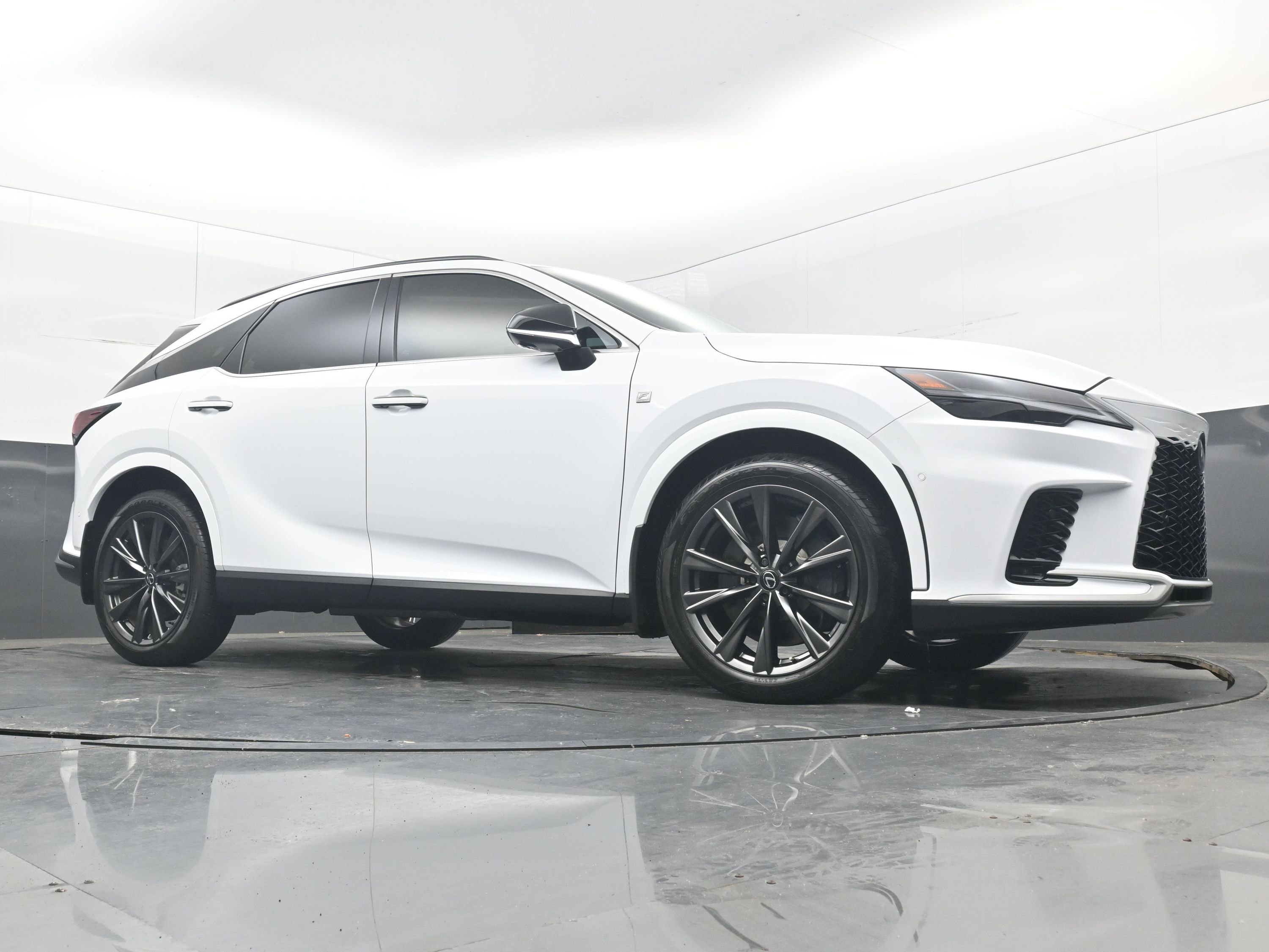 Used 2024 Lexus RX 350 F Sport w/ Convenience Package AWD/4WD image 26