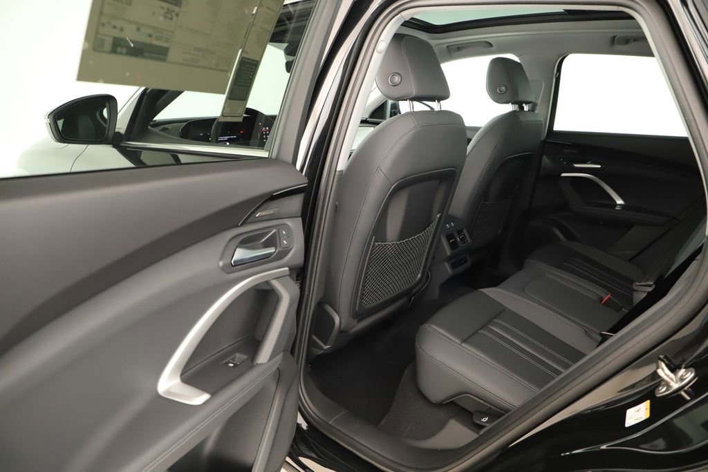 New 2025 Audi Q5 Premium Plus image 26