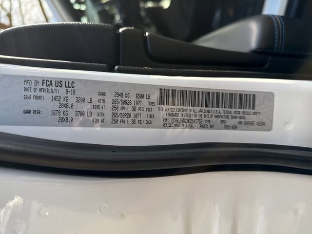 Used 2019 Jeep Grand Cherokee Laredo AWD/4WD image 16