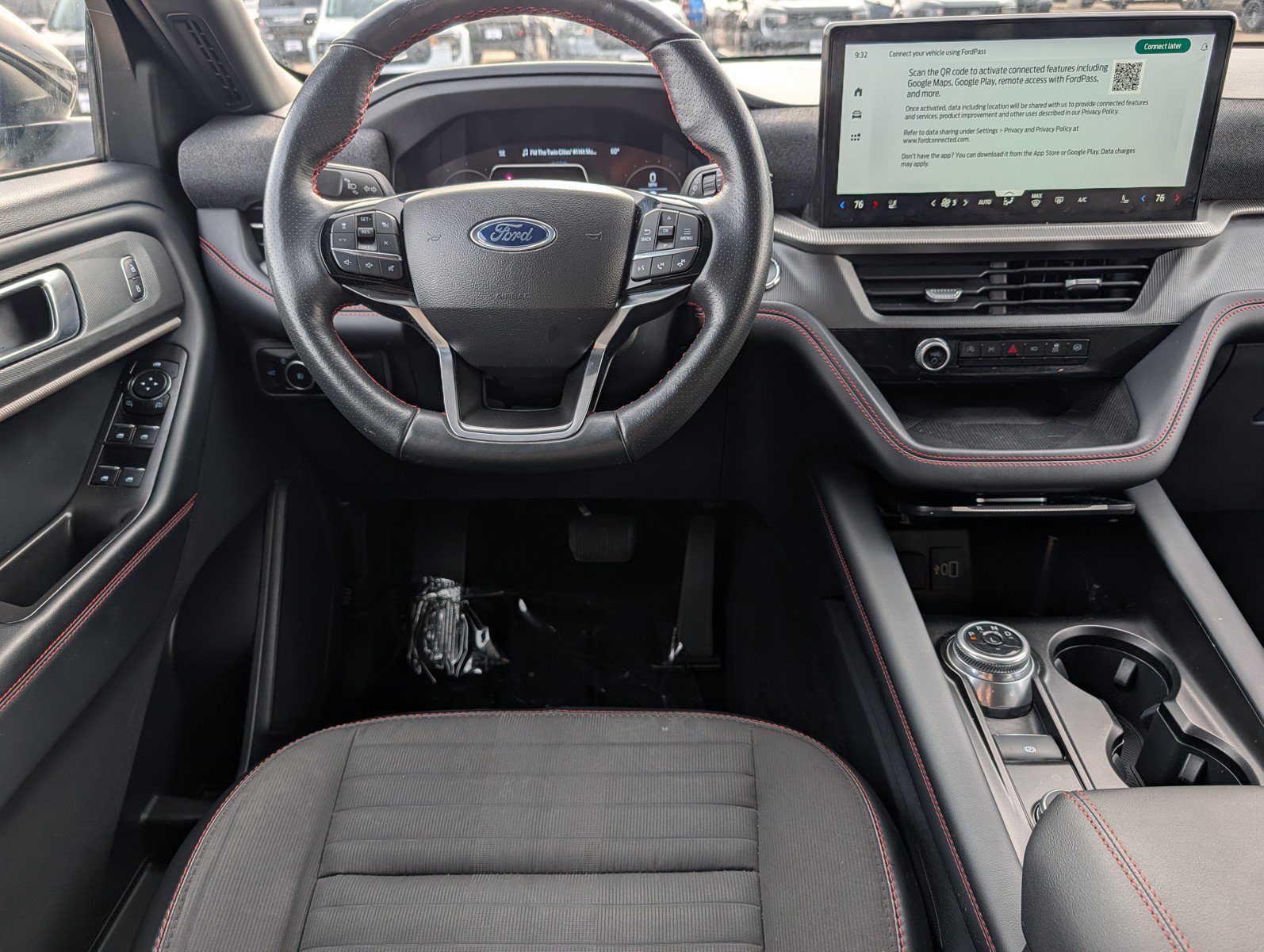 Used 2025 Ford Explorer ST-Line AWD/4WD image 16