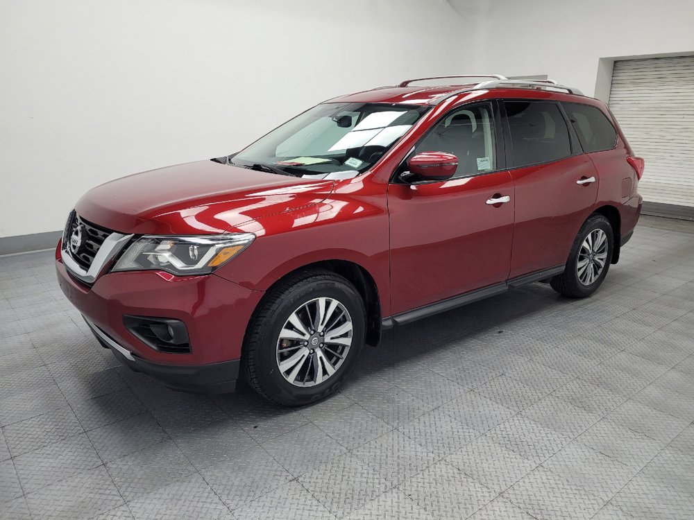 Used 2020 Nissan Pathfinder SV w/ Cargo Package FWD image 2
