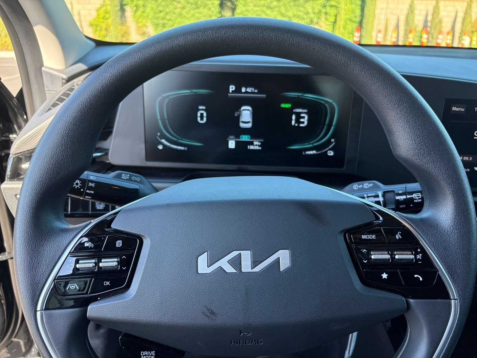 Used 2026 Kia Niro LX FWD image 25