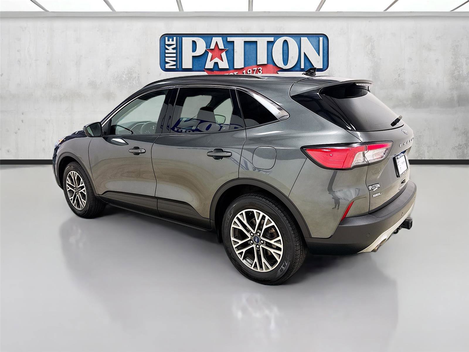 Used 2020 Ford Escape SEL image 5