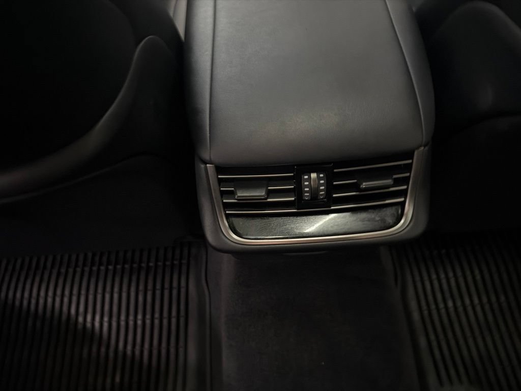 Used 2021 Lexus LS 500 F Sport w/ Accessory Package (Z2) RWD image 24