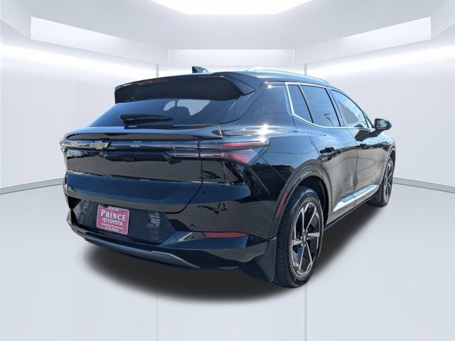 Used 2024 Chevrolet Equinox EV LT w/ LPO, Active Package image 4