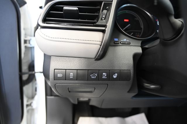 Used 2023 Toyota Camry SE w/ Cold Weather Package image 25