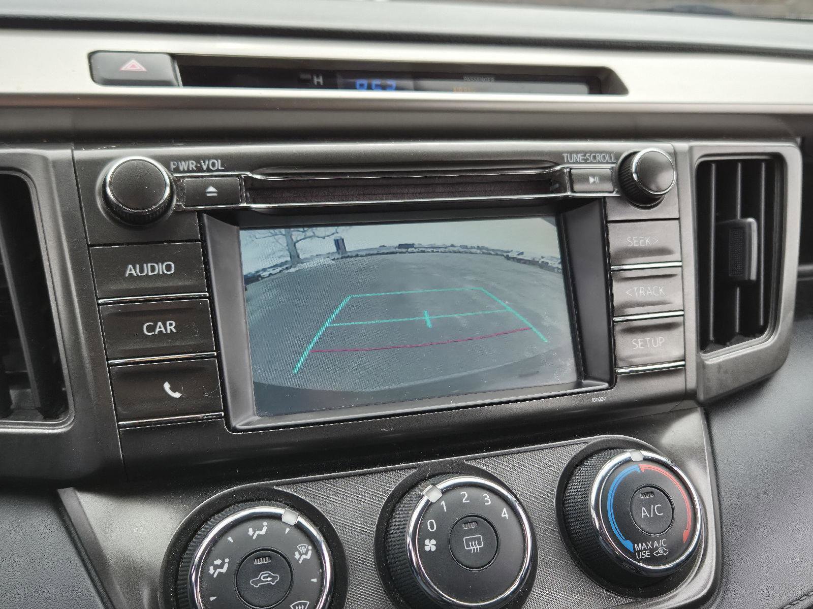 Used 2015 Toyota RAV4 LE image 22