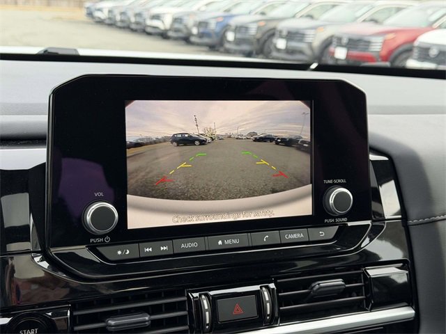 New 2025 Nissan Pathfinder SV w/ SV Premium Package image 21