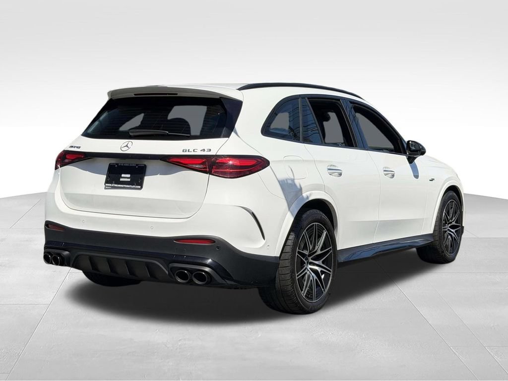 Used 2025 Mercedes-Benz GLC 43 AMG 4MATIC image 9