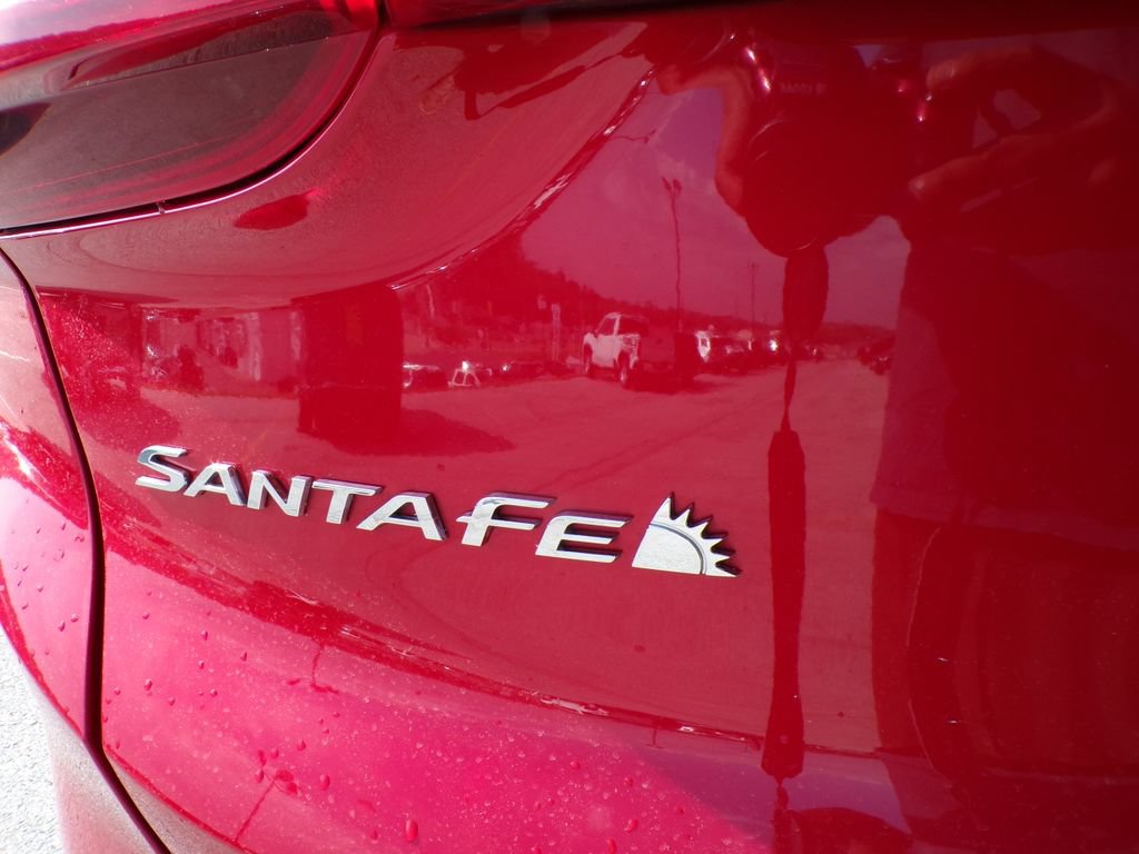 Certified 2023 Hyundai Santa Fe SEL w/ Premium Package AWD/4WD image 17