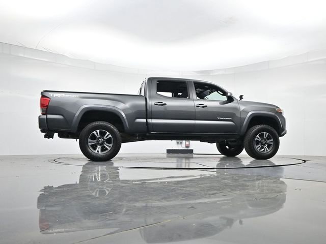 Used 2016 Toyota Tacoma TRD Sport RWD image 29