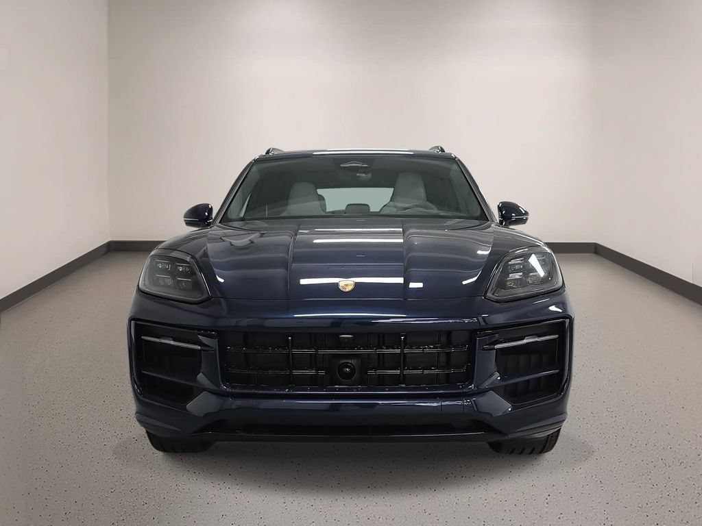 New 2026 Porsche Cayenne GTS AWD/4WD image 9