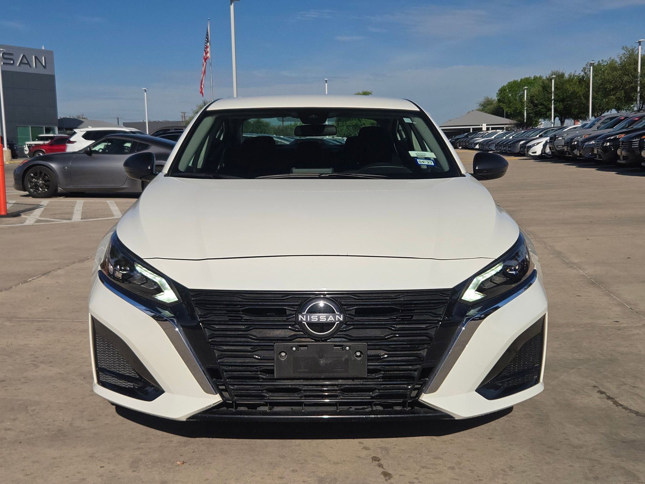 Used 2025 Nissan Altima 2.5 S image 8