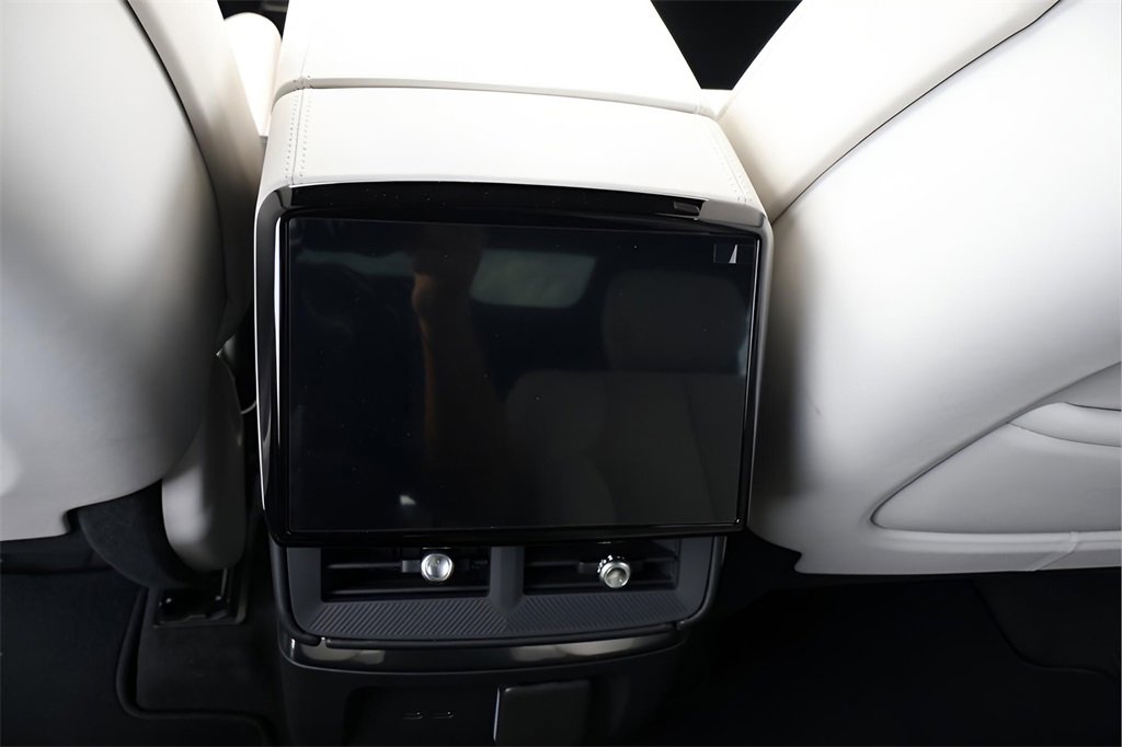 New 2026 Cadillac Vistiq Luxury image 19
