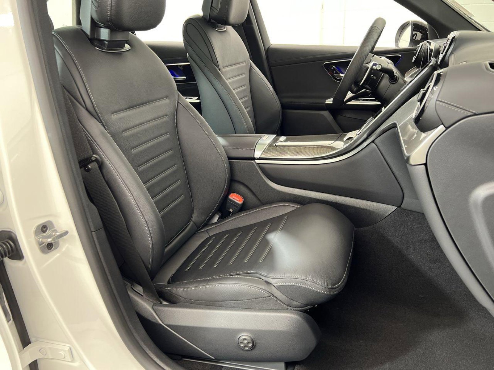 New 2025 Mercedes-Benz GLC 43 AMG 4MATIC image 26