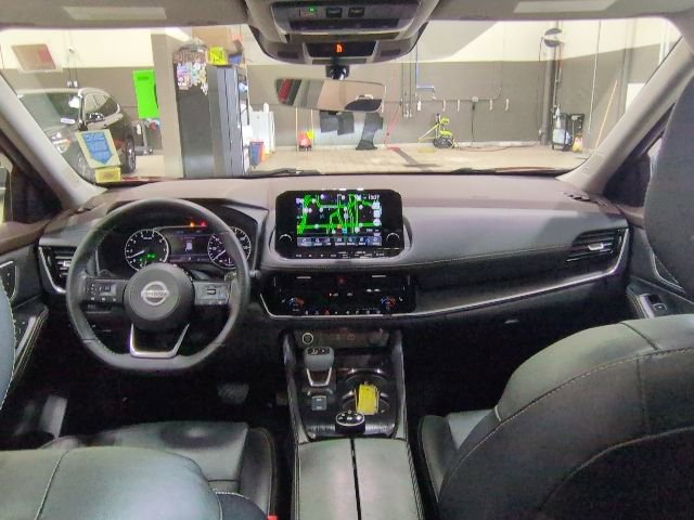 Used 2021 Nissan Rogue SL w/ Premium Package image 5