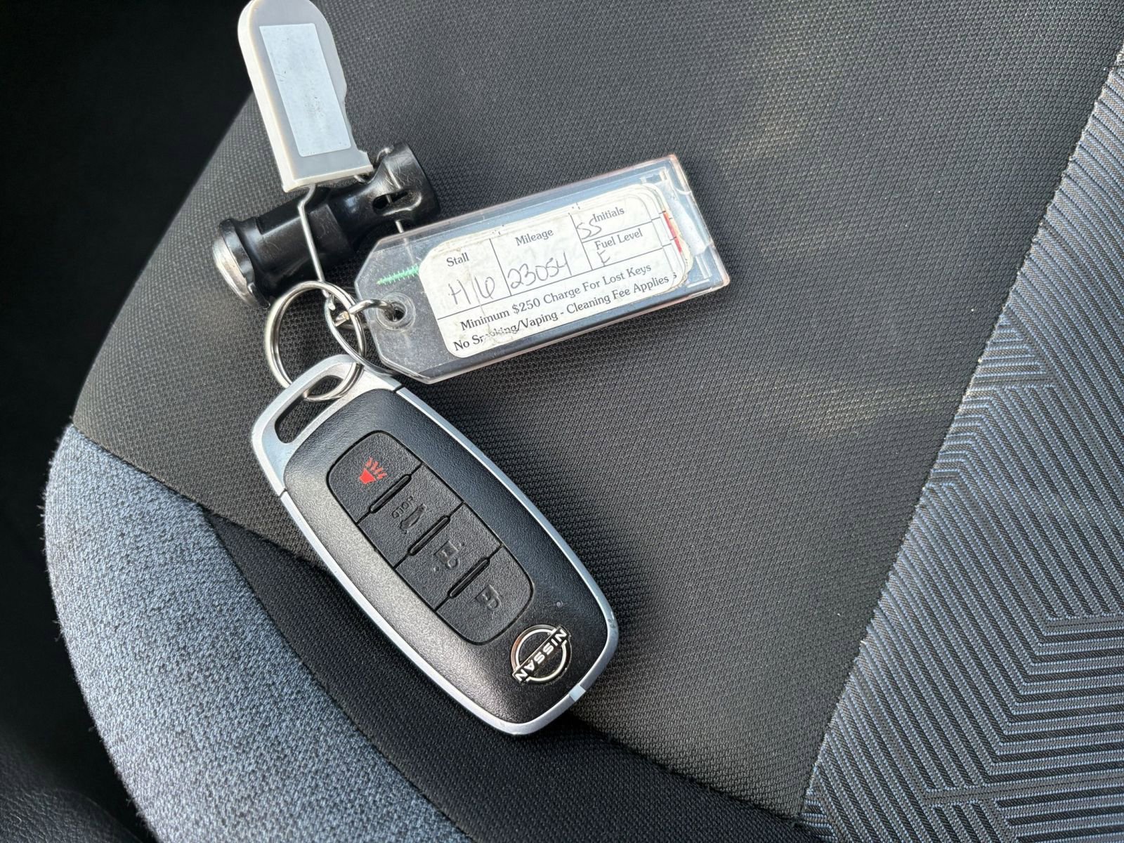 Used 2025 Nissan Versa SV image 21