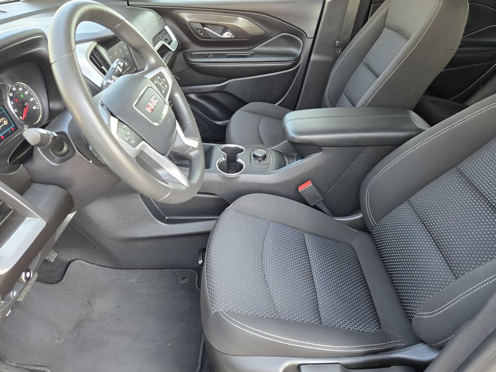 Used 2024 GMC Terrain SLE AWD/4WD image 12
