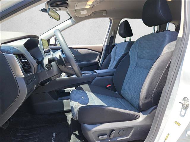 Used 2022 Nissan Rogue SV FWD image 11