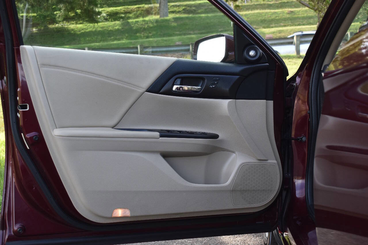 Used 2014 Honda Accord EX-L image 8