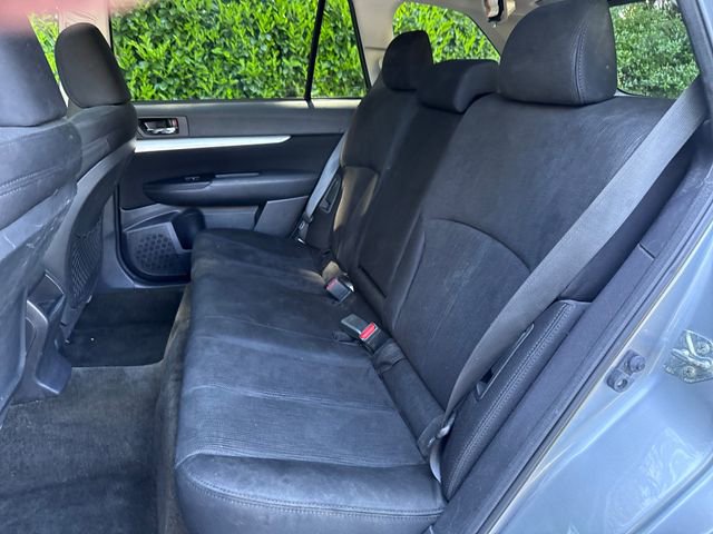 Used 2013 Subaru Outback 2.5i Premium AWD/4WD image 26
