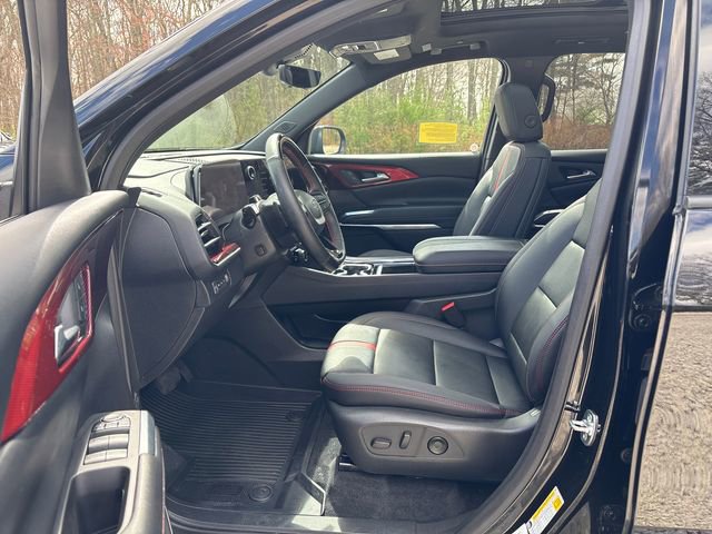Used 2025 Chevrolet Traverse RS w/ LPO, Floor Liner Package AWD/4WD image 26