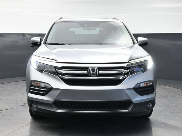 Used 2018 Honda Pilot Touring image 2