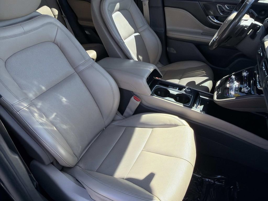 Used 2020 Lincoln Corsair Reserve AWD/4WD image 24