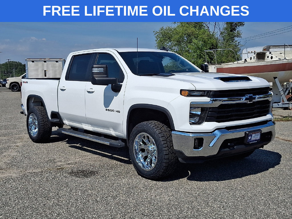 Used 2025 Chevrolet Silverado 2500 LT w/ Convenience Package AWD/4WD image 1